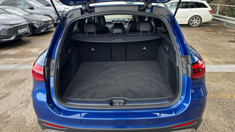 Mercedes-Benz GLC 300 4Matic AMG Line Premium Plus 5dr 9G-Tronic Petrol Estate